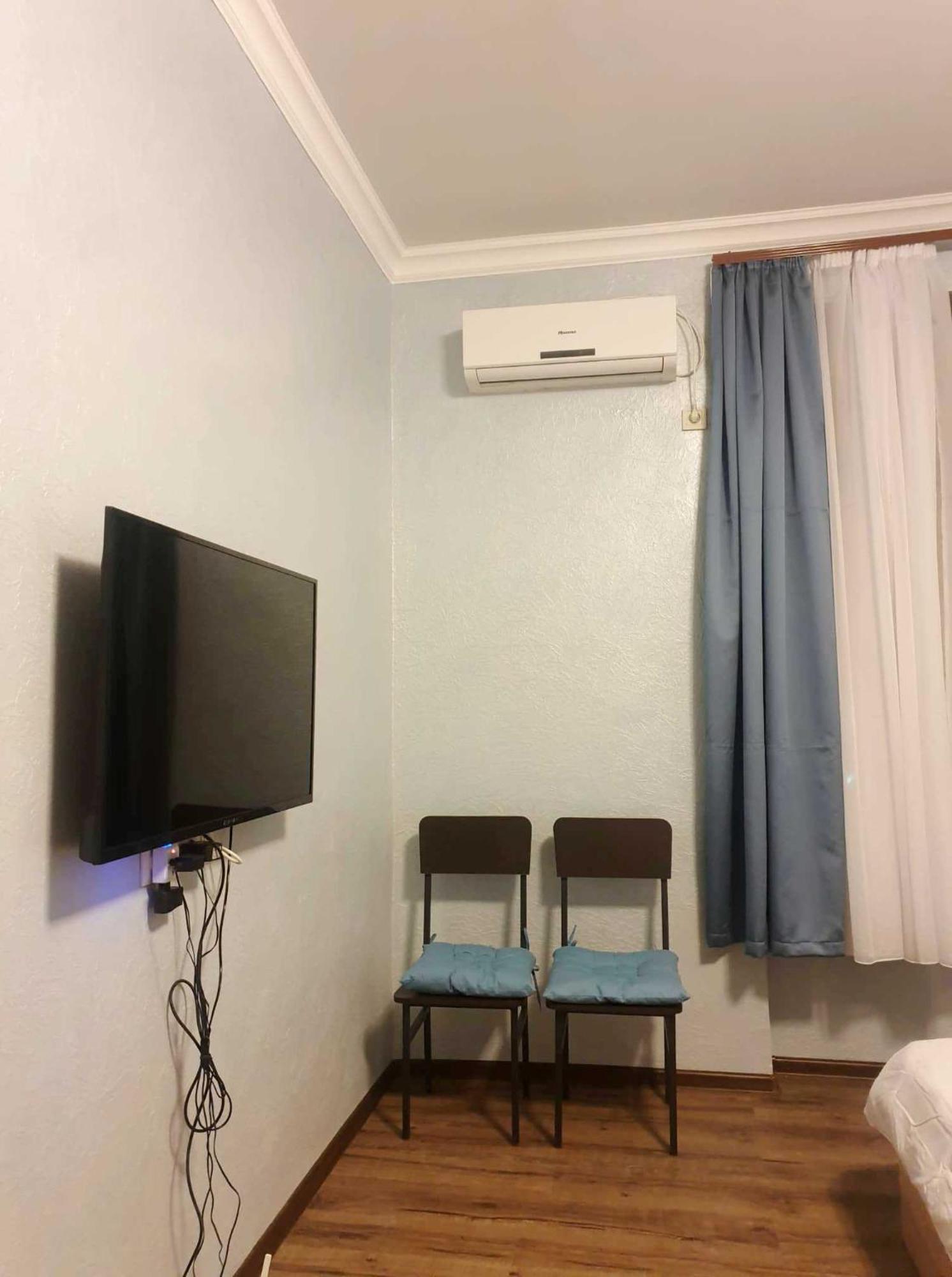 Apartment Near Sasundci Davit Metro Station Yerevan Ngoại thất bức ảnh