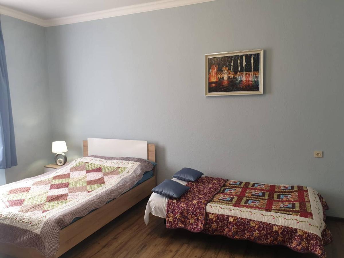 Apartment Near Sasundci Davit Metro Station Yerevan Ngoại thất bức ảnh